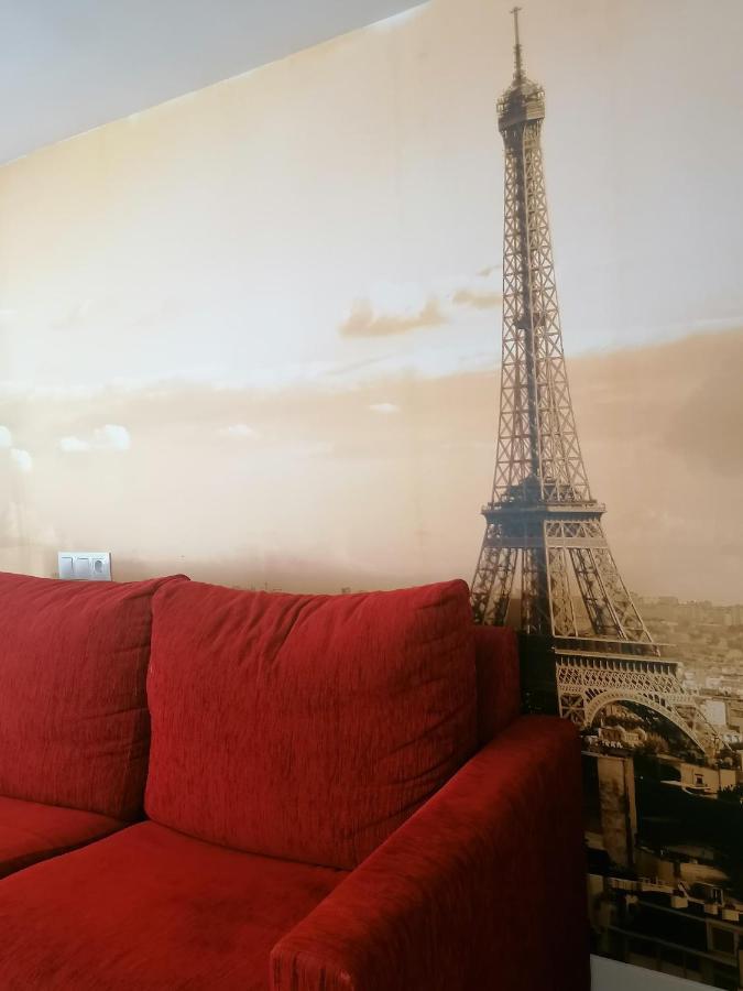 Studio Little Paris Sitio de Calahonda Luaran gambar